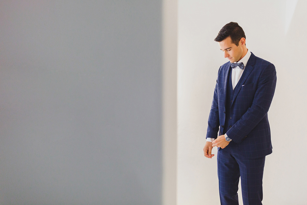 Preparation of groom in Santorini 