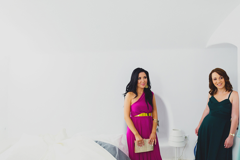 Santorini bride preparation with guests, family and friends