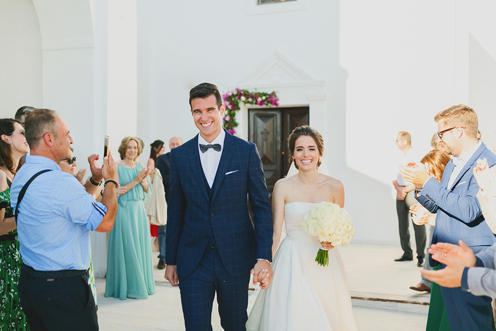 santorini wedding rice throwing